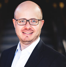 Simon Lomax